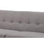 Mélange de polyester avec structure matelassée, rembourrage en mousse haute densité et 2 coussins décoratifs
