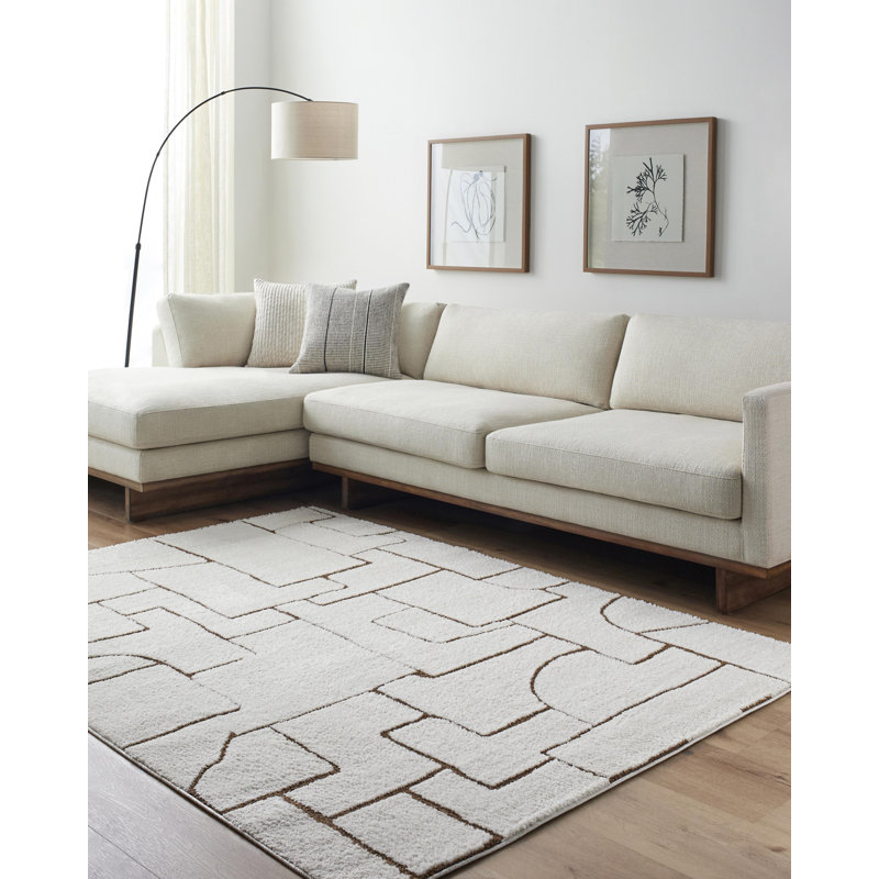 Shavon Abstract Machine Woven Polyester Area Rug in Brown/Ivory, Rectangle 6'7" x 9'