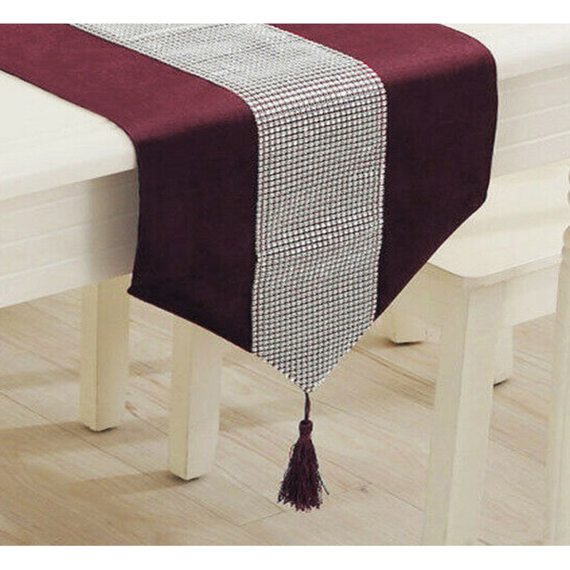 Strouse Modern Table Runner, Wine