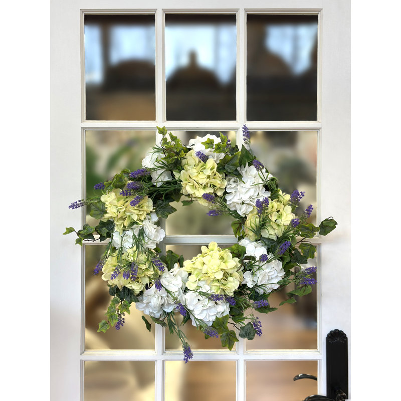 Hydrangea And Ivy 27" Wreath