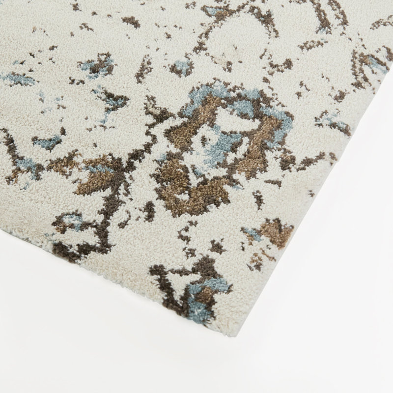 Ptolemy Rust/Blue/Cream Distressed Transitional Area Rug, Rectangle 5'3" x 7'