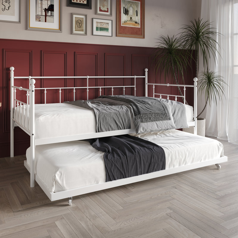 Keilyn Daybed, White