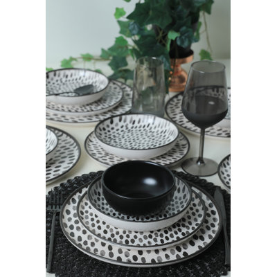 Adelise Dinnerware Set 24 Piece - Service for 6