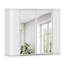 Armoire de salle de bain avec miroir-539686925