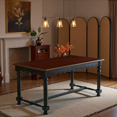 Petite table en bois massif rétro français