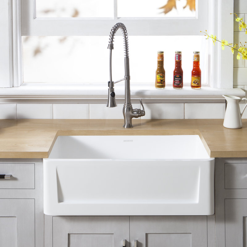 Évier de cuisine campagne l 30 po x l 18 po à cuve simple Arcticstone