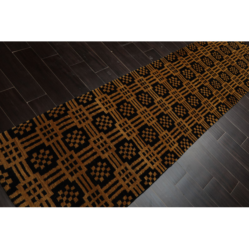 Tapis tibétain art déco Michaelian & Kohlberg noir en laine noué à la main 2 pi 7 po x 9 pi 7 po