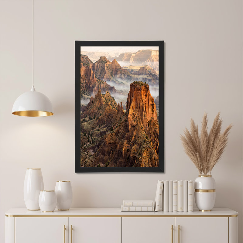 "Red Rock Formations in Misty Desert Valley", art mural sur toile, H 20 po x l 30 po