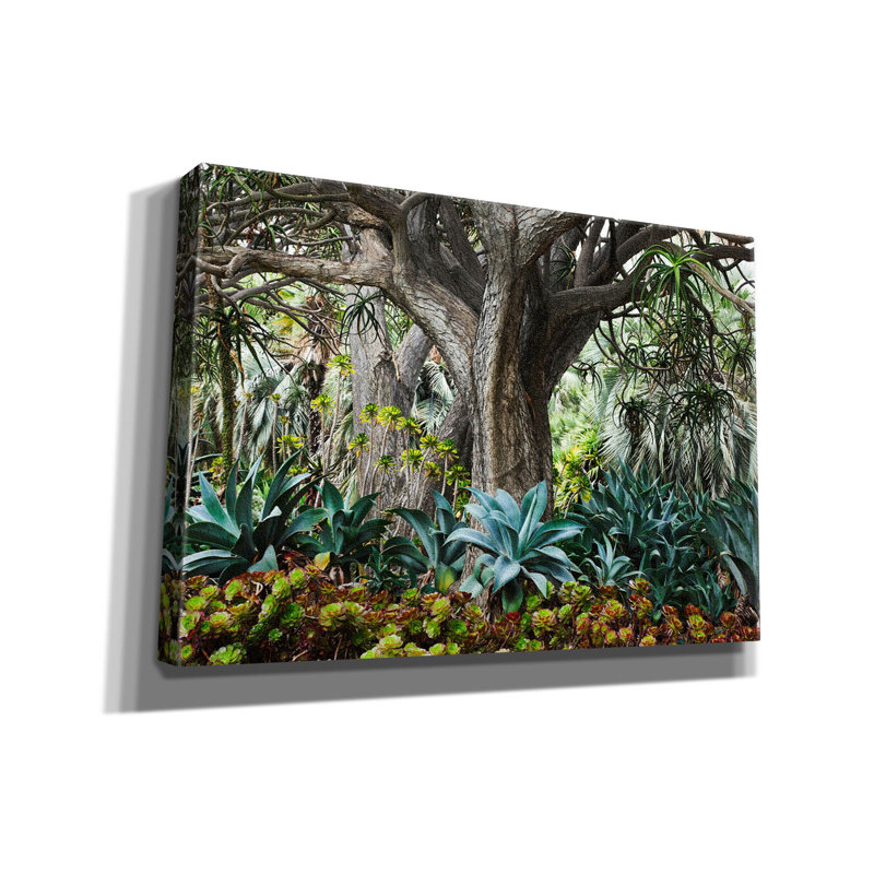 Epic Graffiti 'Welcome To The Jungle' by Brandon Wong Canvas Wall Art, 26" x 18", H 18 po x l 26 po x P 0,75 po