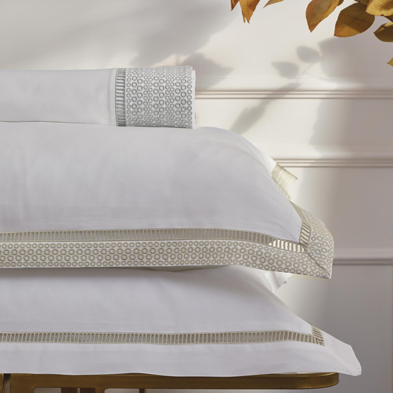 Windsor 100% Cotton Sateen Shams, white/ silver, King