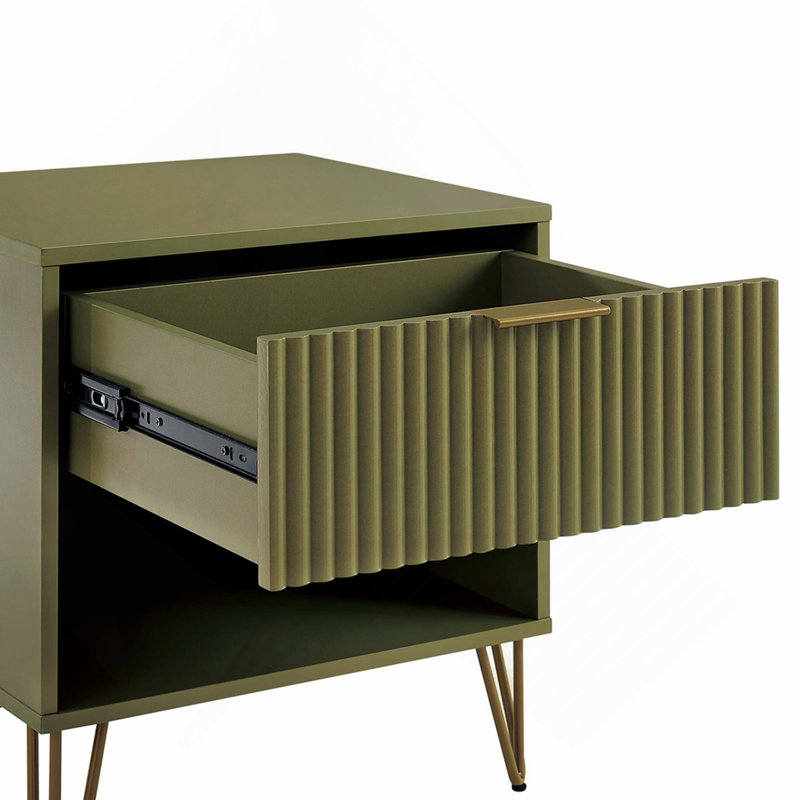 Table de chevet vert olive, 21.65" H x 20.07" W x 17.73" D