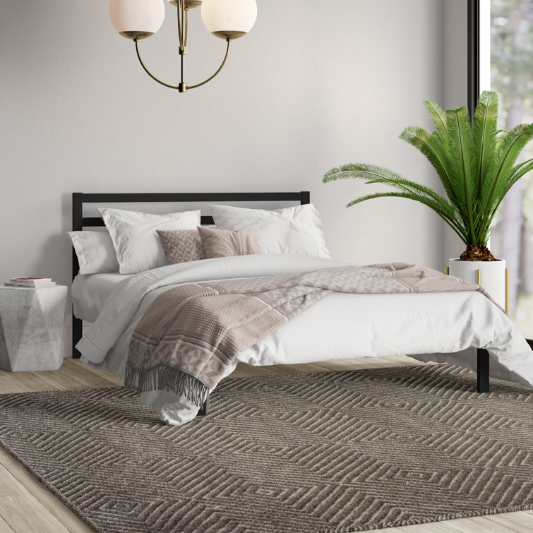 Santrell 14" Contemporary Modern Metal Platform Bed Frame: King