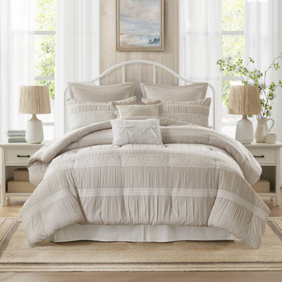 Romantic Jacquard Bedding Set, Polyester Comforter Queen Size For Home