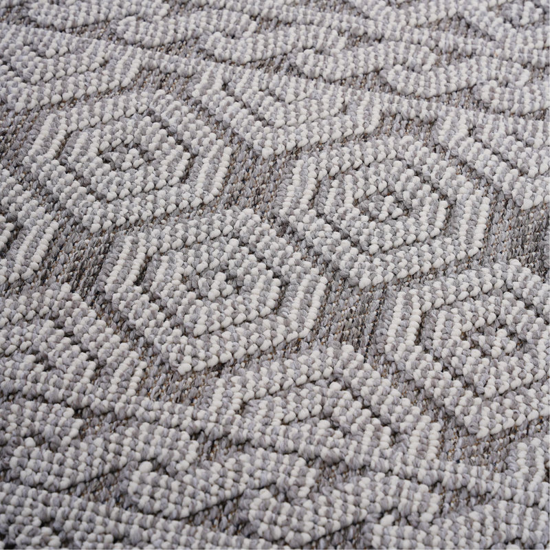 Grey/White /Geometric Indoor/Outdoor Area Rug, Runner 2'2" x 8'