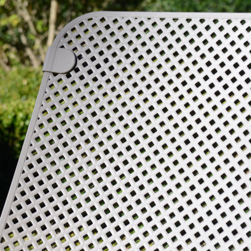 Outdoor Lounge Chair, Turtle Dove