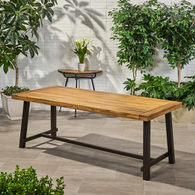 Table de salle à manger en bois pour 8 personnes