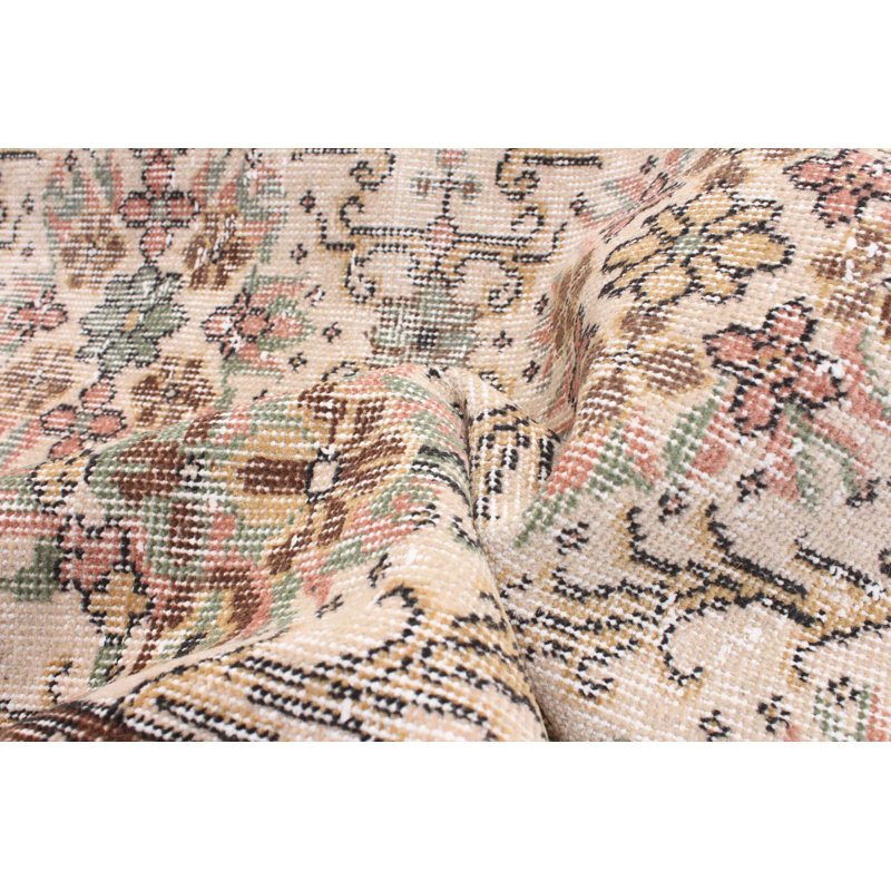 Tapis beige à transition de couleur 5 pi 3 po x 9 pi 3 po