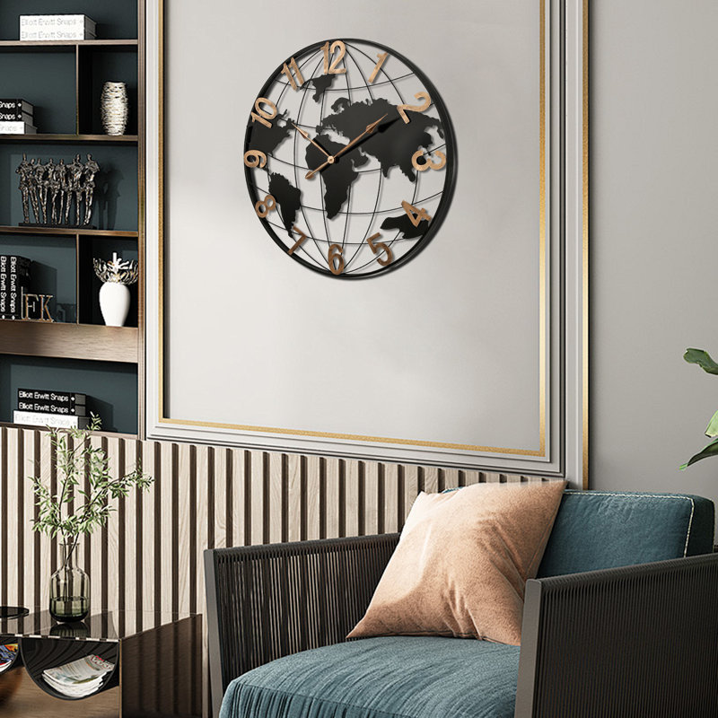 Horloge murale créative en forme de globe - carte du monde pour un point focal de salon moderne