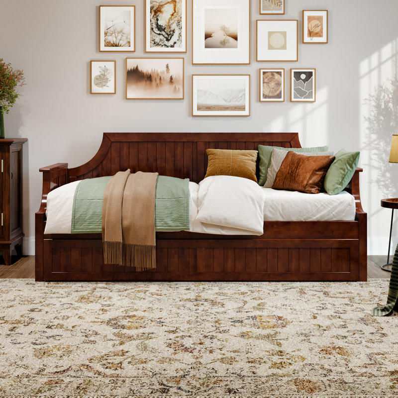 Antavious Coastal Cottage Solid Wood Twin Daybed with Twin Trundle, Walnut
