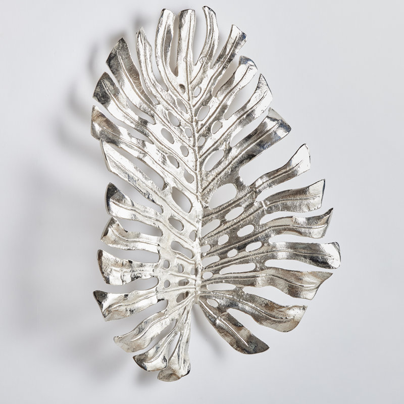 Plants & Flowers Wall Decor on Cast Aluminum, 23.5" H x 19" W x 4" D, Silver