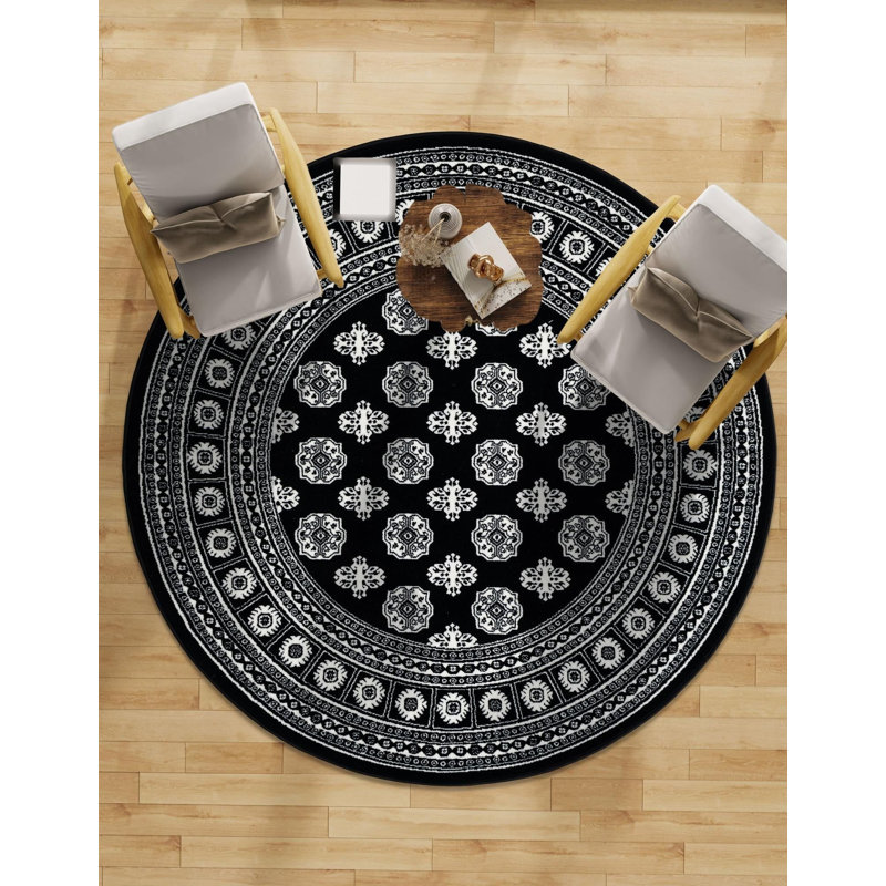 Traditional Hinshaw Area Rug Black and White Color, Round 3'3"