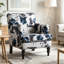 Chaise d'appoint avec clous décoratifs et pieds robustes