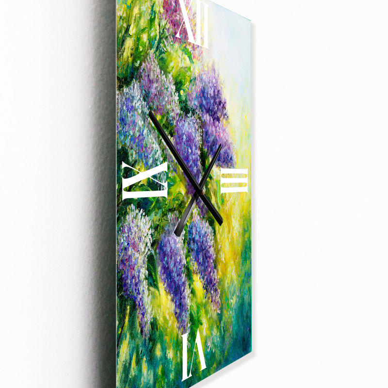 Horloge murale lilas dans le jardin, Petit