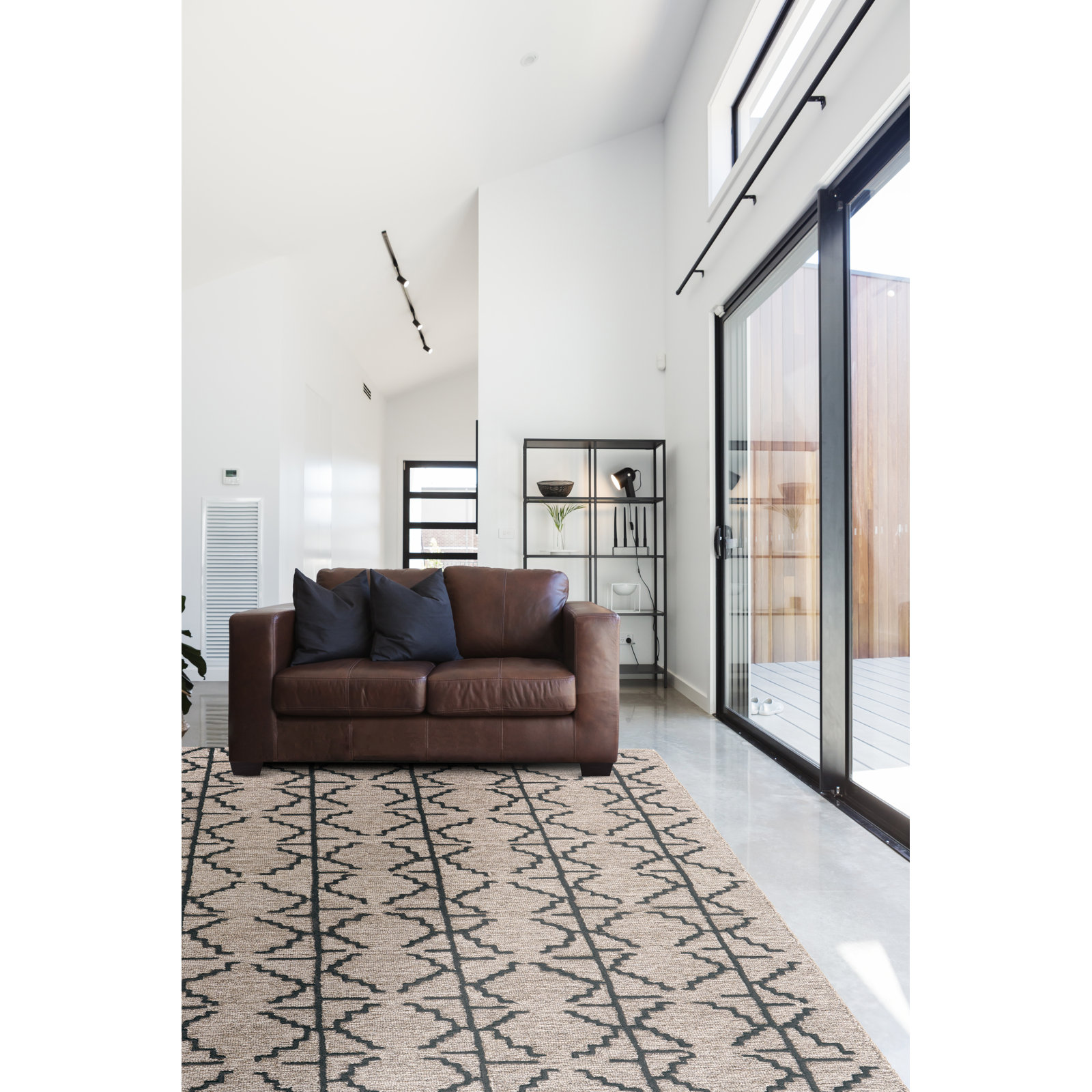 Carlette Hand-Tufted Geometric Wool Rug, Rectangle 5' x 8'