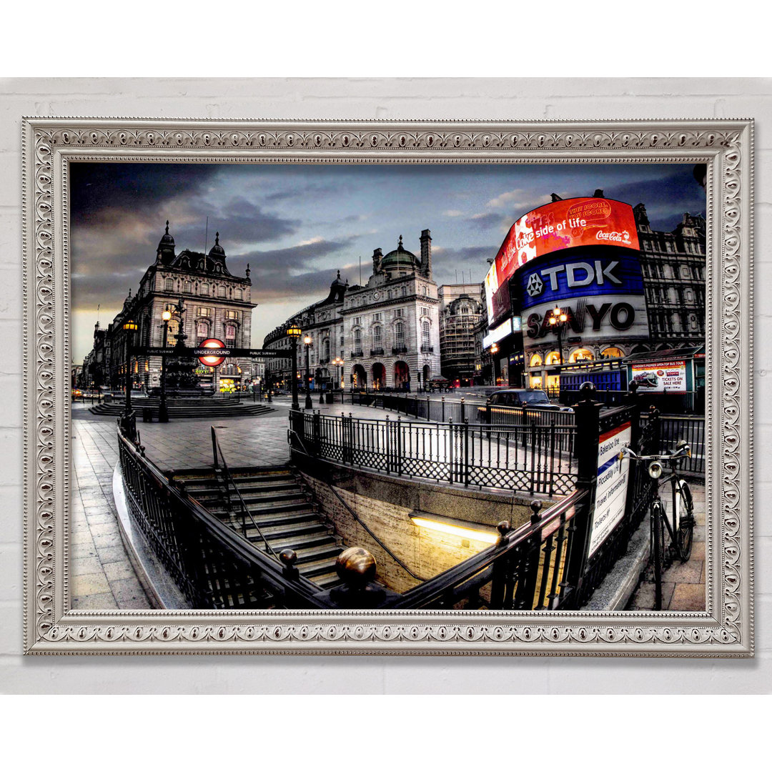 Piccadilly Circus London im Winter - Einzelne Bilderrahmen Kunstdrucke