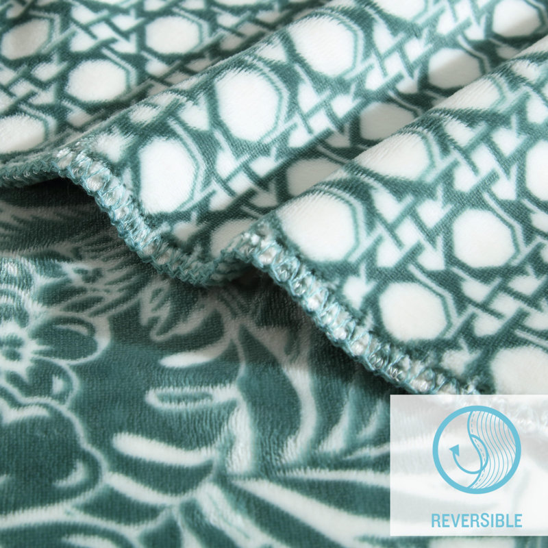 Lanikai Fronds Blanket, King, Blue/White