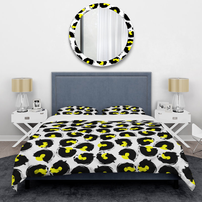 Black Circle Pattern - Abstract Duvet Cover Set - Microfiber Polyester, Queen Duvet Cover + 2 Standard Shams