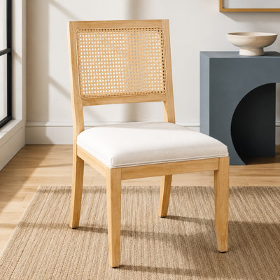 Ensemble de 2 chaises de salle à manger de style champêtre, dossier bas en rotin, structure en bois naturel, revêtement en lin beige, style moderne du milieu du siècle