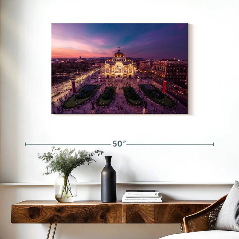 Palacio de Bellas Artes sombre