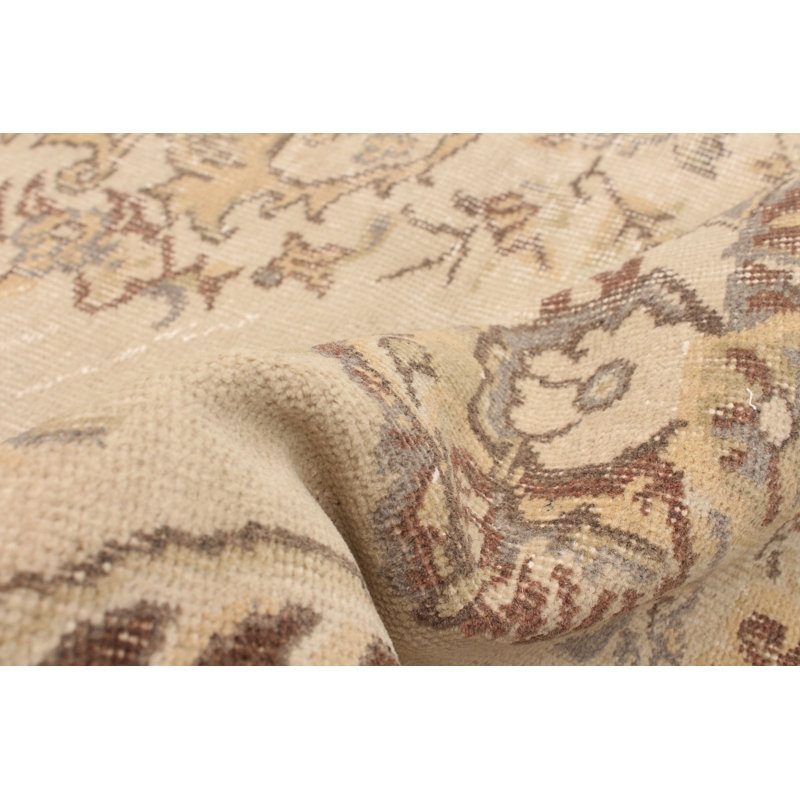 Tapis crème Eshaan 5 pi 7 po x 9 pi 2 po Eshaan