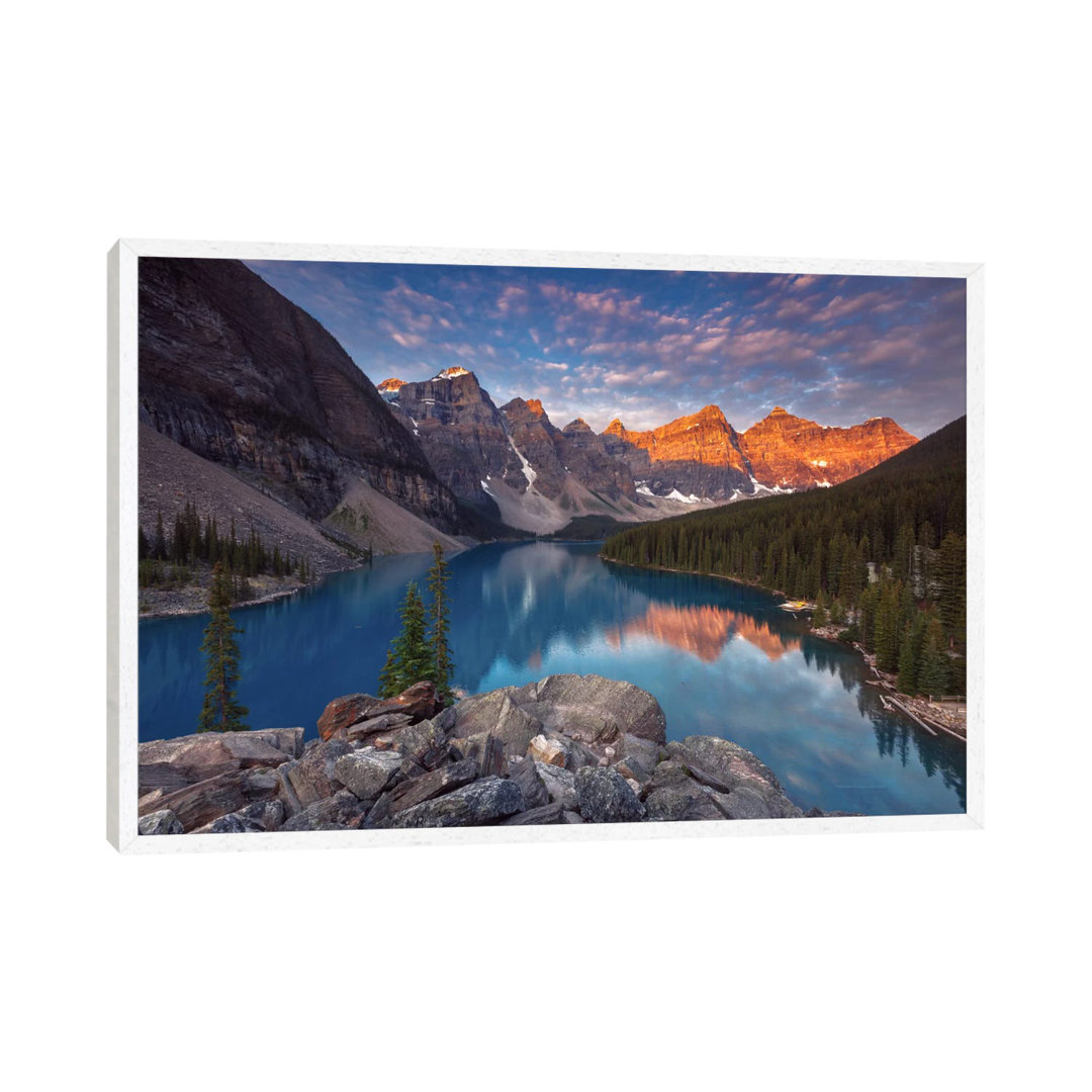 Leinwandbild Moraine Lake von Sergio Lanza