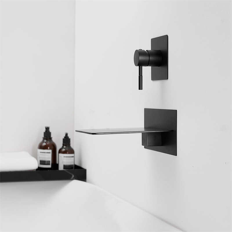 Wall Mounted Bathroom Faucet 2 Hole Waterfall Bathroom Sink Faucets Brass Single Handle Bathroom Basin Mixer Taps