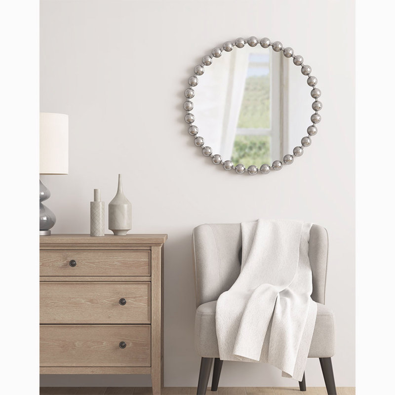 Miroir mural en métal avec détails perlés, 27 po x 27 po, Argent