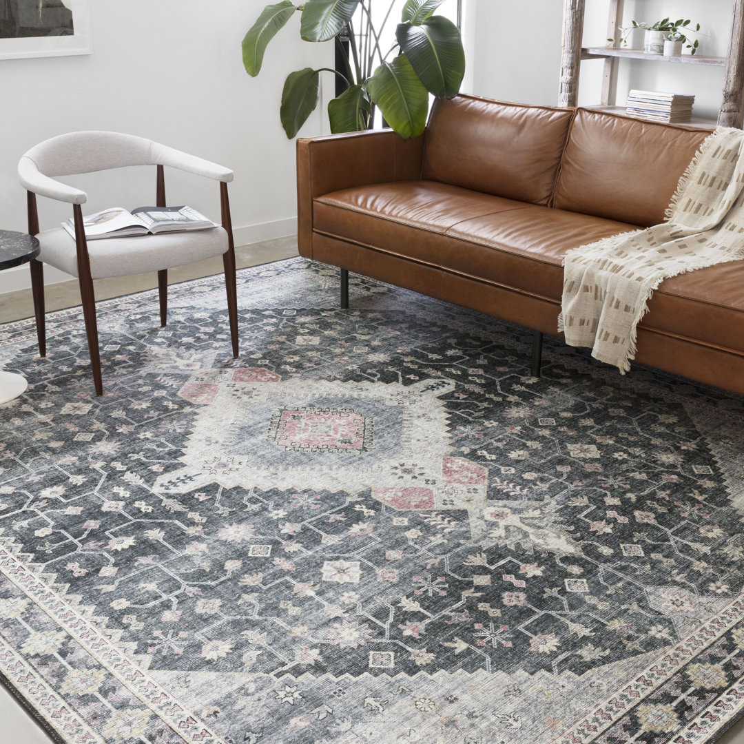 Gelo Oriental Indoor Rug Bungalow Rose Rug 