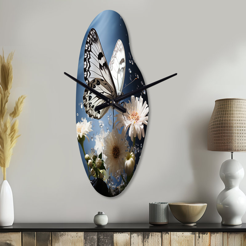 Horloge murale Heimstra White Butterfly Portrait Vibrant - Butterfly, Médium