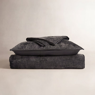 Velvet Quilt Set