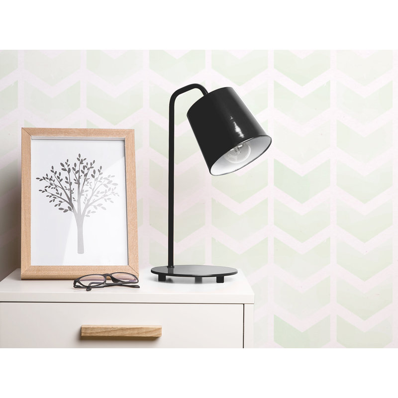Amapola Metal Desk Lamp, Black