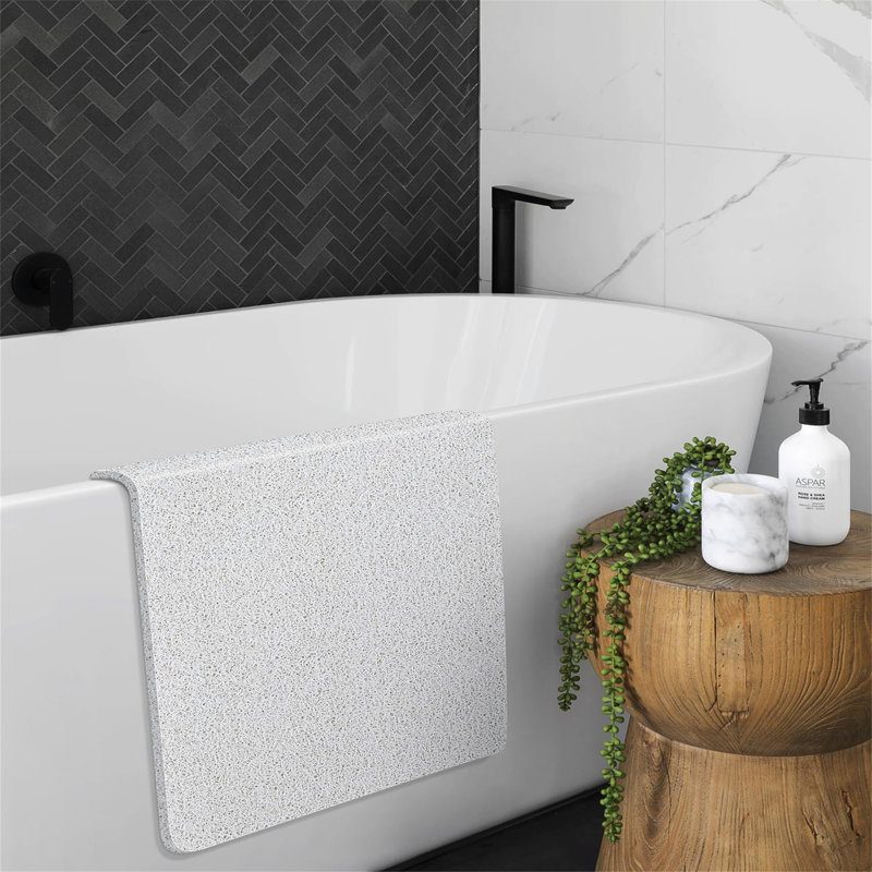 Bilke Plastic / Acrylic Non-Slip Shower Mat, White