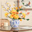 Ornements de fleurs simulées
