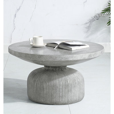 Table basse au fini gris patiné