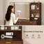 Meuble-lavabo cannelé avec grand miroir et lumières-409655478
