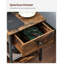Table de chevet avec station de charge, table d'appoint avec tiroir et tablette ouverte Avenly