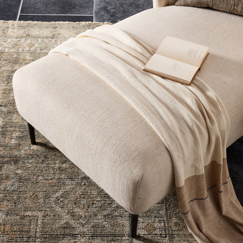 Noel Chaise-Thames Cream