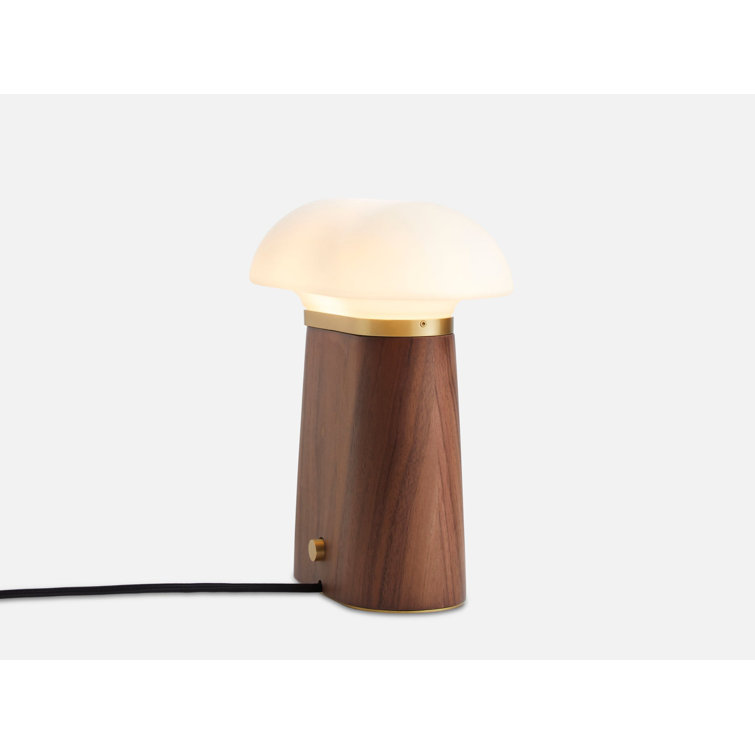 Nova Table Lamp
