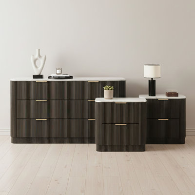 Tussilage 3-Piece Bedroom Set