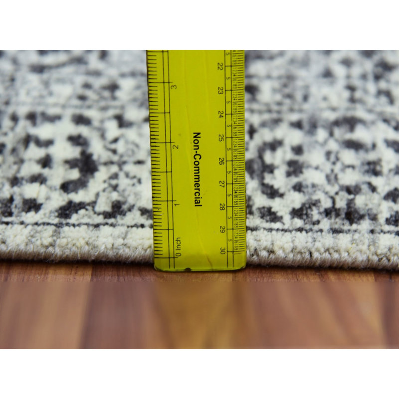 Tapis de couloir blanc en laine noué à la main 2 pi 8 po x 10 pi CE78AA9D67B0430480713C4984D6ED1A
